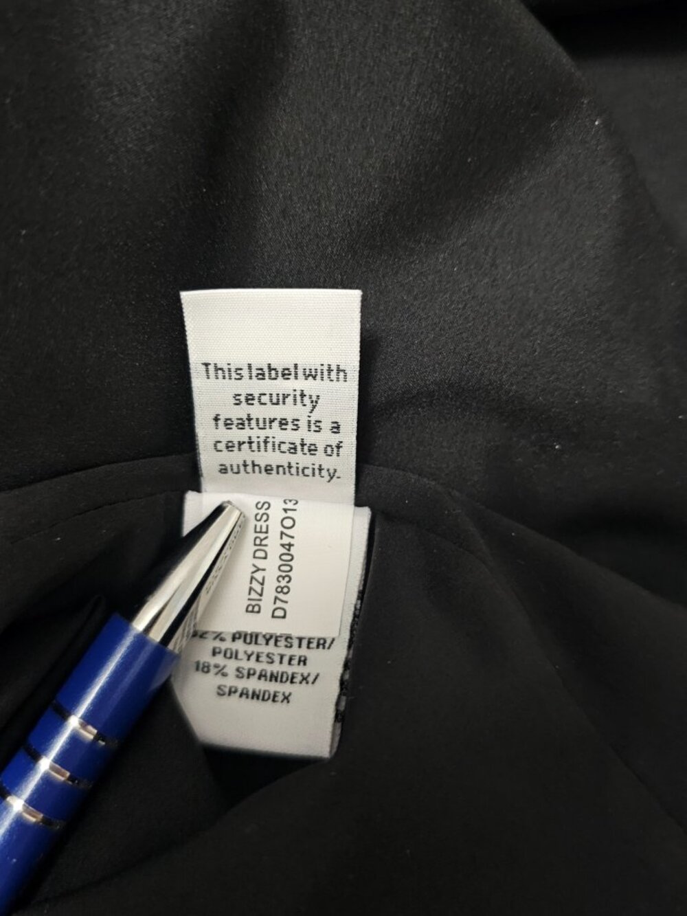 Diane Von Furstenberg Black 100% Silk "Bizzy" Wing Print Sheath Dress Size Small - Picture 6 of 8